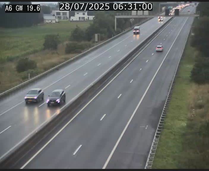 Traffic live webcam Luxembourg - Steinfort - A6 - BK 19.6 - direction Belgique