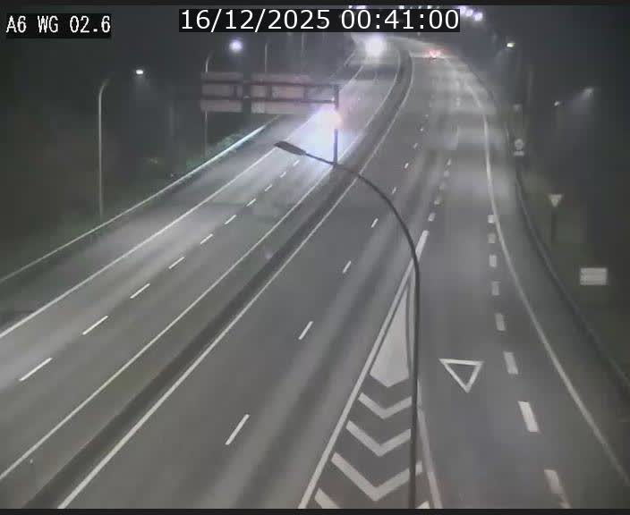Traffic live webcam Luxembourg Croix de Cessange - A6 - BK 2.6 - direction France/Allemagne