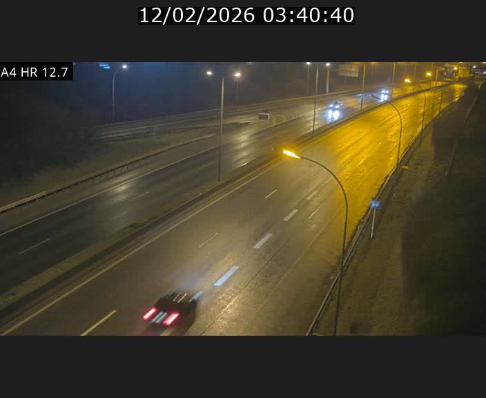 Traffic live webcam Luxembourg Esch sur Alzette - A4 - BK 12.7 - direction Esch-Belval