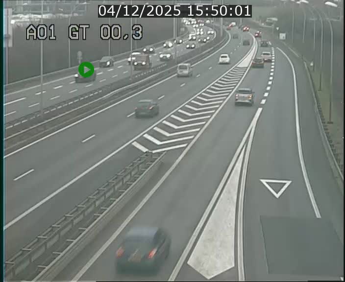 Traffic live webcam Luxembourg Croix de Gasperich - A1 direction Kirchberg - BK 0.3