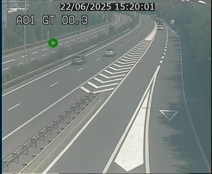 Traffic live webcam Luxembourg Croix de Gasperich - A1 direction Kirchberg - BK 0.3