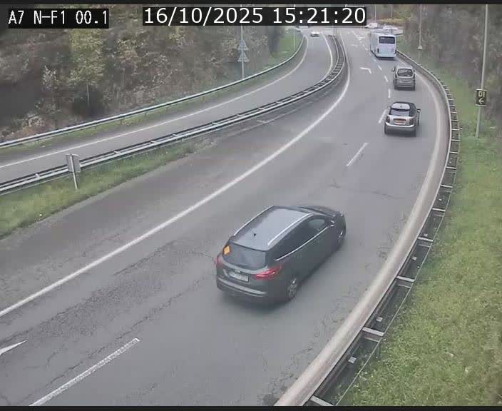 Webcam autoroute Luxembourg A7 située dans la sortie 1 Waldhof, vers la N11, avant le Tunnel Stafelter