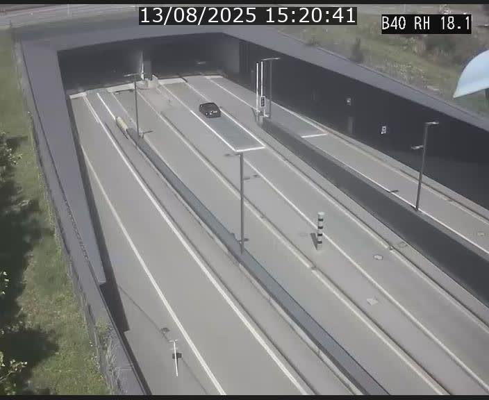 Webcam sur la route de contournement d'Esch-Belval avant le tunnel Central Gate au niveau de la porte de France et du radar fixe