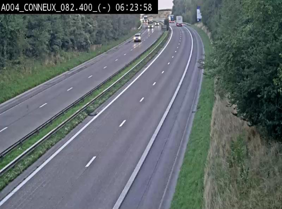 Webcam sur l'E411 avant les sorties 20 menant à Ciney, Dinant et Achêne. Vue orientée vers Namur
