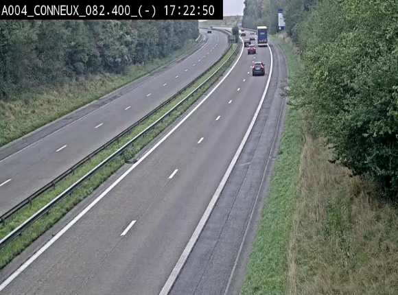 Webcam sur l'E411 avant les sorties 20 menant à Ciney, Dinant et Achêne. Vue orientée vers Namur