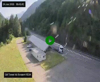 Webcam à l'entrée du tunnel du Somport, côté français, sur la N134, dans les Pyrénées, en direction de l'Espagne, à 1116 mètres d'altitude