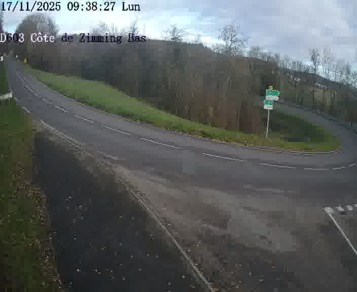 Webcam sur la D603 située dans la Côté de Zimming-bas, dans le virage en demi-tour, à la jonction avec la D74