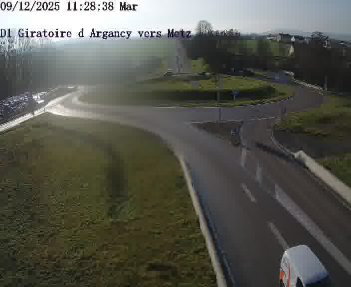 Webcam installée le long de D1 (France) à Argancy, pointée vers Metz, utile pour suivre précisément les conditions de trafic.