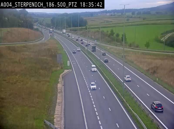Webcam E411 à Sterpenich en Belgique près de la frontière du Luxembourg. Vue orientée vers Bruxelles
