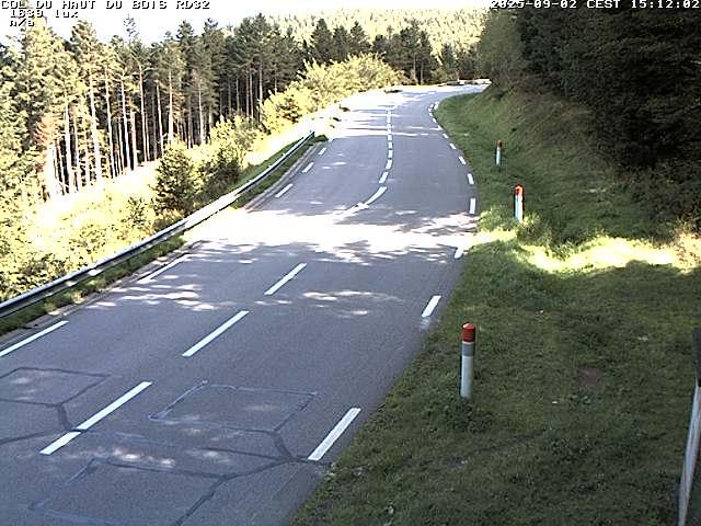 Webcam à 406 mètres d'altitude au niveau du col du haut du bois sur la RD32