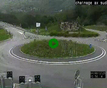 Webcam au nord d'Ax-les-Thermes au niveau de l'aire de chaînage de la N20. Vue orientée vers les Pyrénées, en direction de Pas de la Case