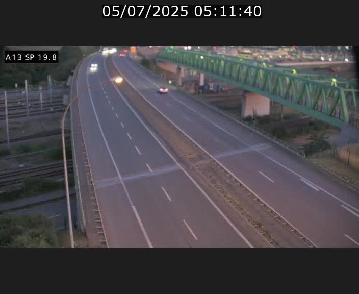 Traffic live webcam Luxembourg Croix de Bettembourg - A13 direction Esch-sur-Alzette - BK 19.8