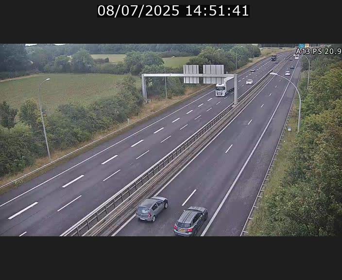 Traffic live webcam Luxembourg Croix de Bettembourg, rond-point d'Hellange - A13 direction Allemagne - BK 20.9