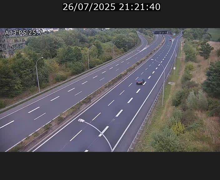 Traffic live webcam Luxembourg Frisange - A13 direction Allemagne - BK 26