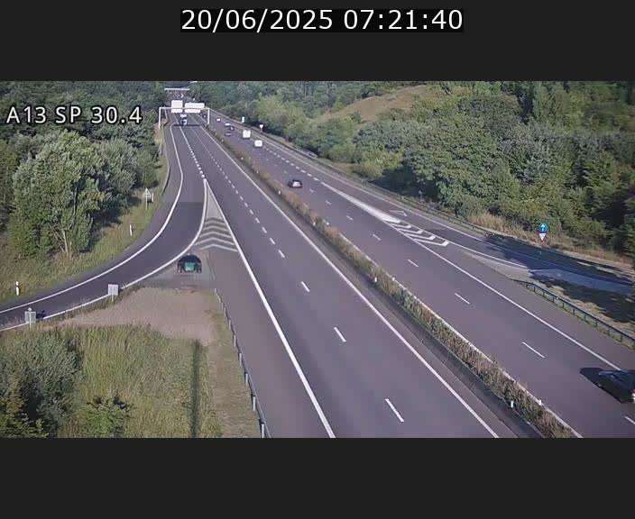 Traffic live webcam Luxembourg Altwies - A13 direction Luxembourg-ville - BK 30.4