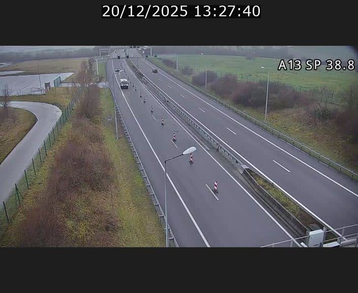 Webcam autoroute A13 à l'entrée ouest du tunnel Markusbierg à Schengen. Vue orientée vers le tunnel et l'Allemagne