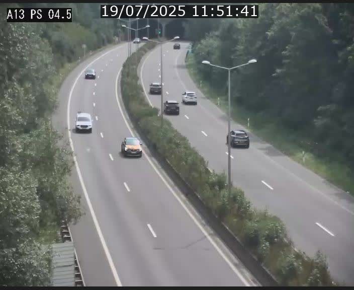 Traffic live webcam Luxembourg Differdange - A13 direction Esch-sur-Alzette - BK 4.5