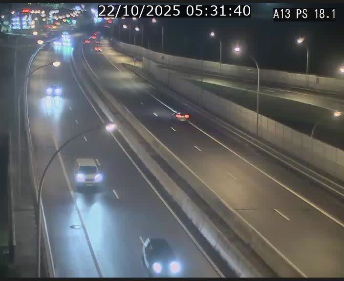 Traffic live webcam Luxembourg Dudelange - A13 direction Croix de Bettembourg - BK 18.1