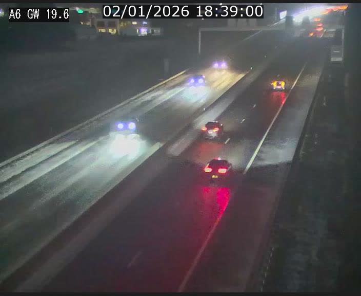 Traffic live webcam Luxembourg - Steinfort - A6 - BK 19.6 - direction Belgique