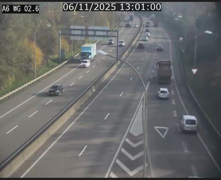 Traffic live webcam Luxembourg Croix de Cessange - A6 - BK 2.6 - direction France/Allemagne