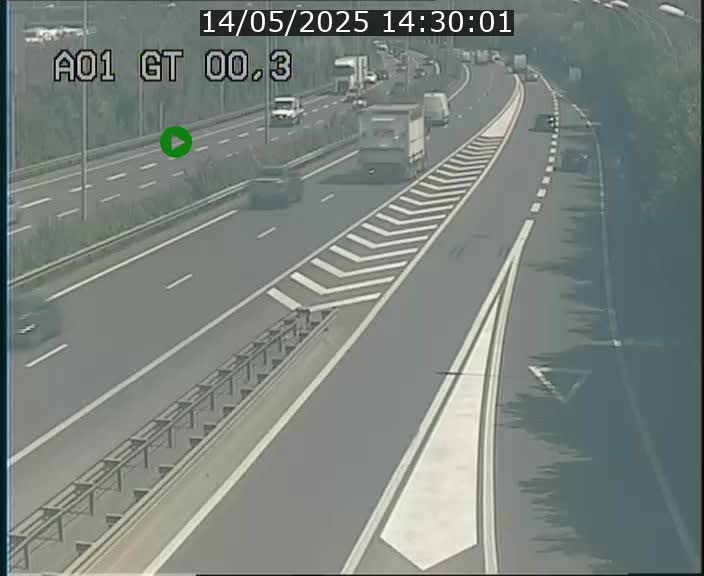 Traffic live webcam Luxembourg Croix de Gasperich - A1 direction Kirchberg - BK 0.3