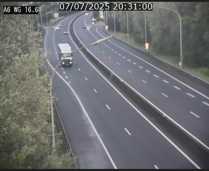 Traffic live webcam Luxembourg Aire de Capellen - A6 - BK 16.6 - direction Luxembourg/France/Allemagne