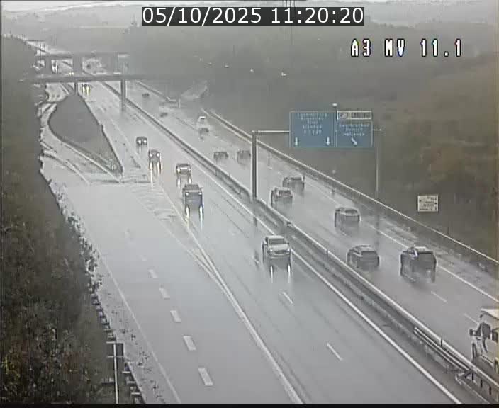 Traffic live webcam Luxembourg Croix de Bettembourg A3 - BK 11.1 - direction Luxembourg-ville