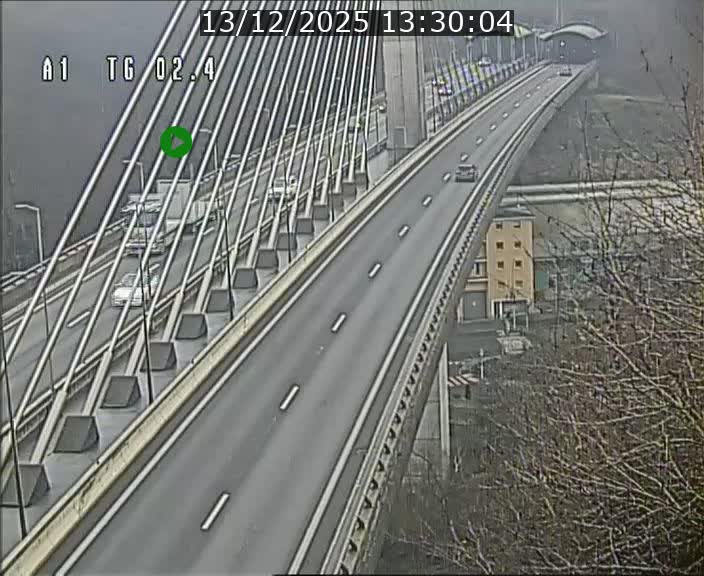 Traffic live webcam Luxembourg Sandweiler - A1 direction Luxembourg-ville - BK 2.4