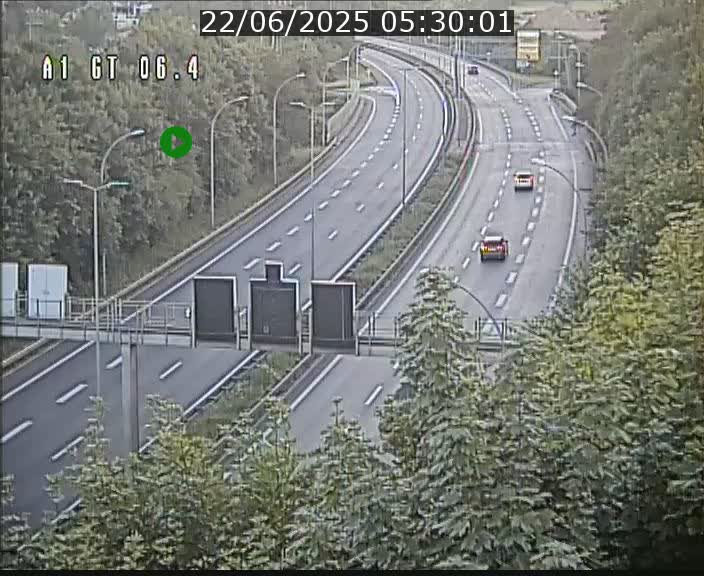 Traffic live webcam Luxembourg Hamm - A1 direction Sandweiler - BK 6.4