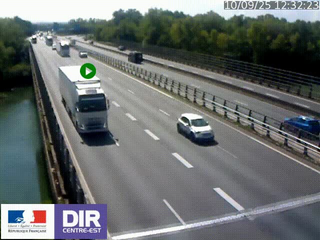Caméra trafic à la jonction entre l'A46 (Rocade-est de Lyon) et l'A42 à hauteur de Vault-en-Velin en direction de Marseille
