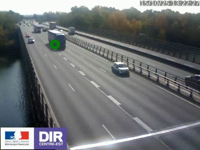 Caméra trafic à la jonction entre l'A46 (Rocade-est de Lyon) et l'A42 à hauteur de Vault-en-Velin en direction de Marseille