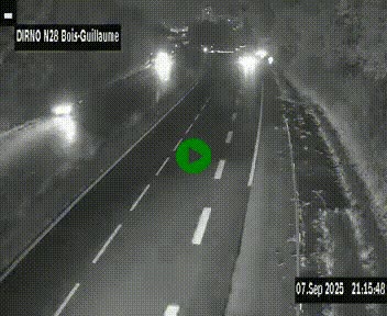 Webcam routière à hauteur de Bois-Guillaume en périphérie de Rouen. Vue orientée vers Rouen
