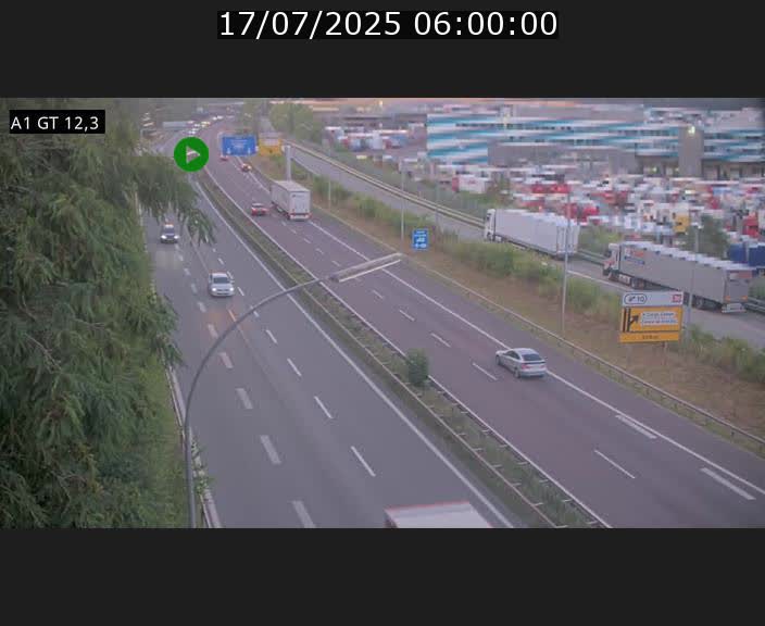 Traffic live webcam Luxembourg Senningerberg - A1 direction Allemagne - BK 12.3