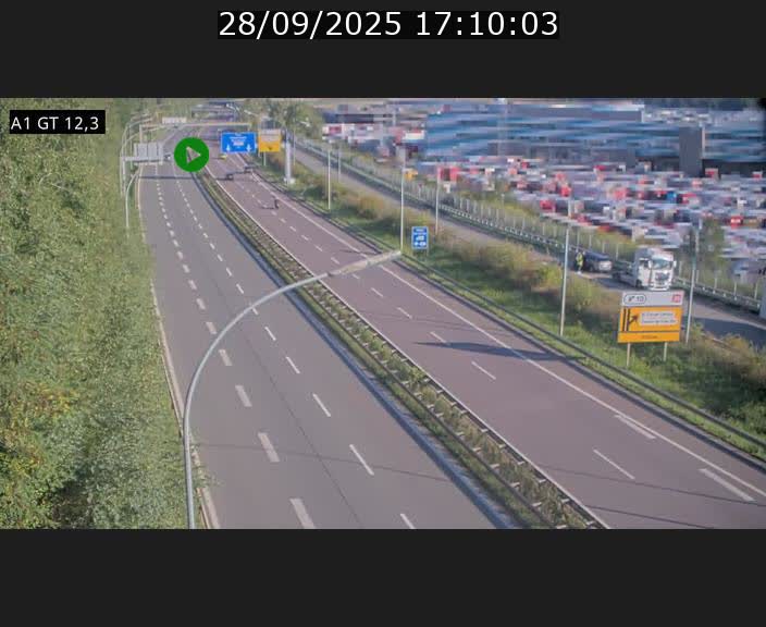 Traffic live webcam Luxembourg Senningerberg - A1 direction Allemagne - BK 12.3