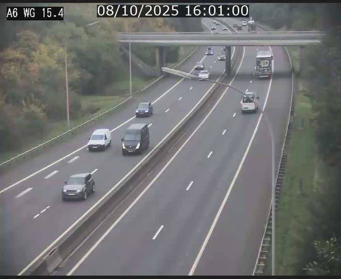 Traffic live webcam Luxembourg Capellen - A6 - BK 15.4 - direction Luxembourg/France/Allemagne