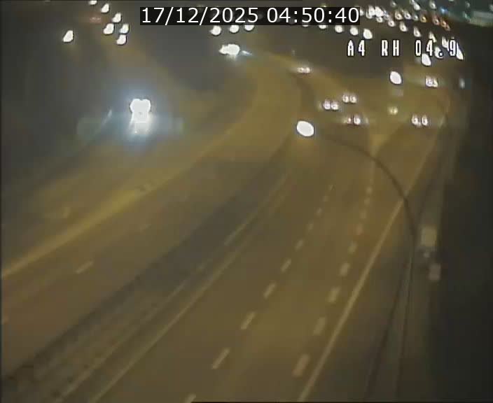 Traffic live webcam Luxembourg Leudelange - A4 - BK 4.9 - direction Luxembourg