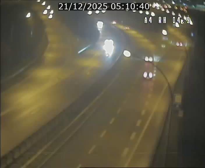 Traffic live webcam Luxembourg Leudelange - A4 - BK 4.9 - direction Luxembourg