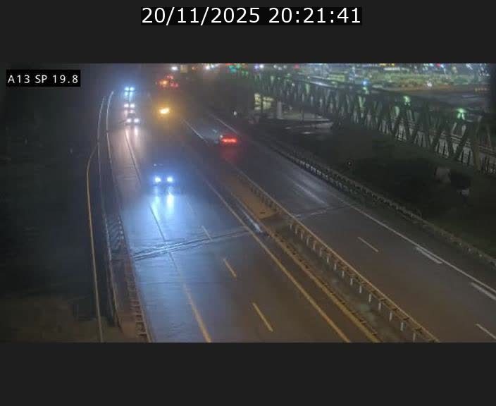 Traffic live webcam Luxembourg Croix de Bettembourg - A13 direction Esch-sur-Alzette - BK 19.8