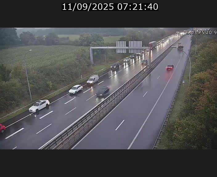 Traffic live webcam Luxembourg Croix de Bettembourg, rond-point d'Hellange - A13 direction Allemagne - BK 20.9