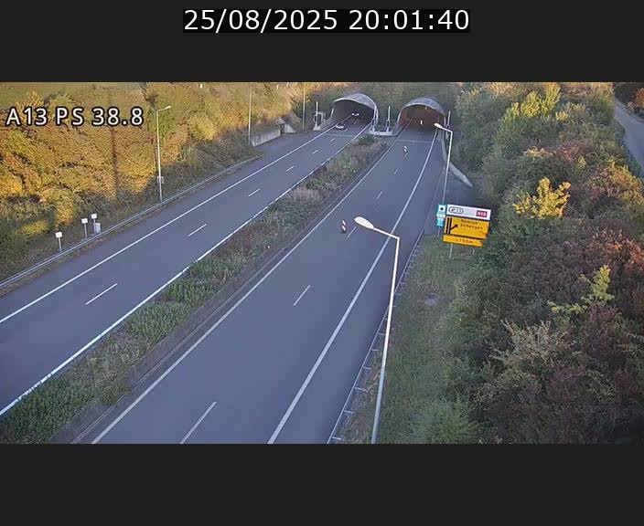 Webcam autoroute A13 à l'entrée ouest du tunnel Markusbierg à Schengen. Vue orientée vers Mondorf-les-Bains