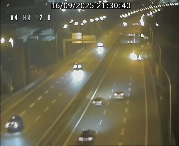 Traffic live webcam Luxembourg Jonction Foetz - A4 - BK 12.0 - direction Esch sur Alzette