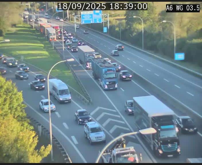 Traffic live webcam Luxembourg - Croix de Cessange - A6 - BK 3.5 - direction France/Allemagne