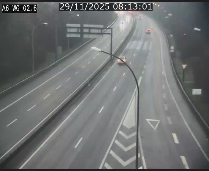Traffic live webcam Luxembourg Croix de Cessange - A6 - BK 2.6 - direction France/Allemagne
