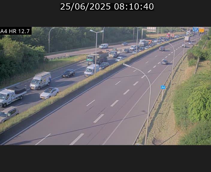 Traffic live webcam Luxembourg Esch sur Alzette - A4 - BK 12.7 - direction Esch-Belval