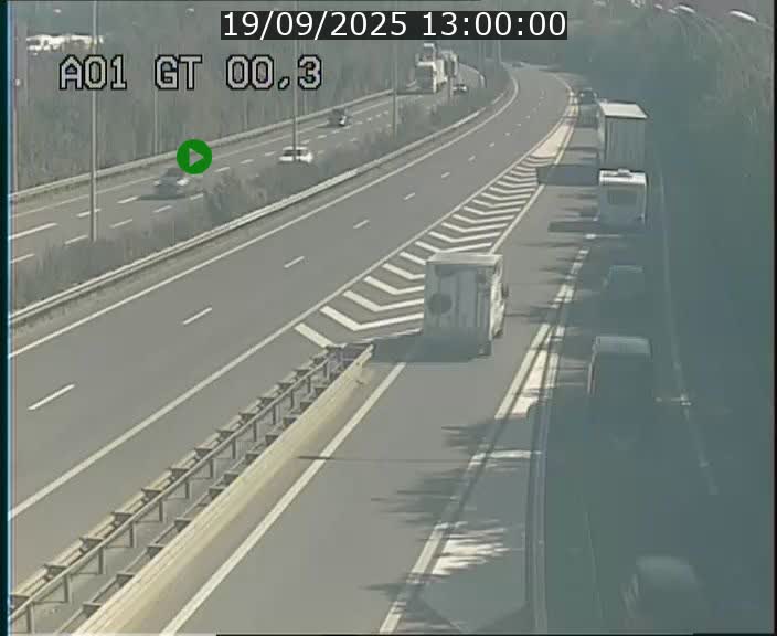 Traffic live webcam Luxembourg Croix de Gasperich - A1 direction Kirchberg - BK 0.3