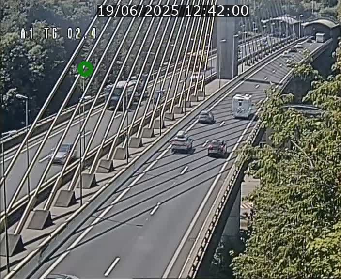 Traffic live webcam Luxembourg Sandweiler - A1 direction Luxembourg-ville - BK 2.4