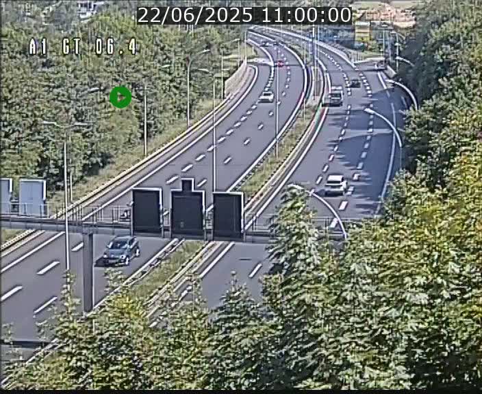 Traffic live webcam Luxembourg Hamm - A1 direction Sandweiler - BK 6.4