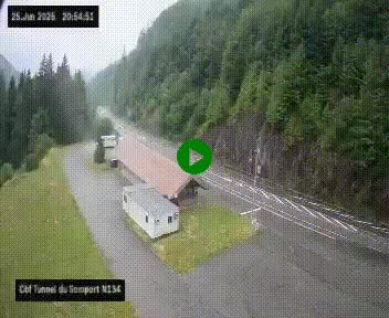 Webcam à l'entrée du tunnel du Somport, côté français, sur la N134, dans les Pyrénées, en direction de l'Espagne, à 1116 mètres d'altitude