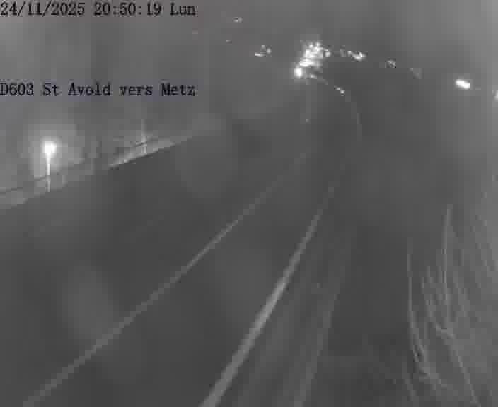 Clone of Webcam sur la D603 située à proximité de Saint-Avold. Vue orientée vers Metz