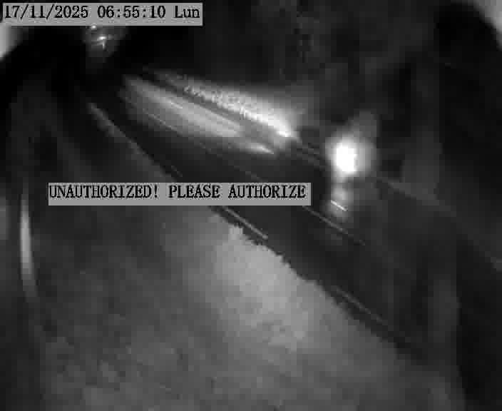 Webcam installée le long de D955 (France) à Amelécourt, pointée vers Metz, utile pour suivre précisément les conditions de trafic.